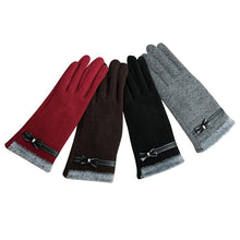 Load image into Gallery viewer, Classic Cute Cashmere Women Screen Texting Wrist Gloves- Black - Less+mORE
